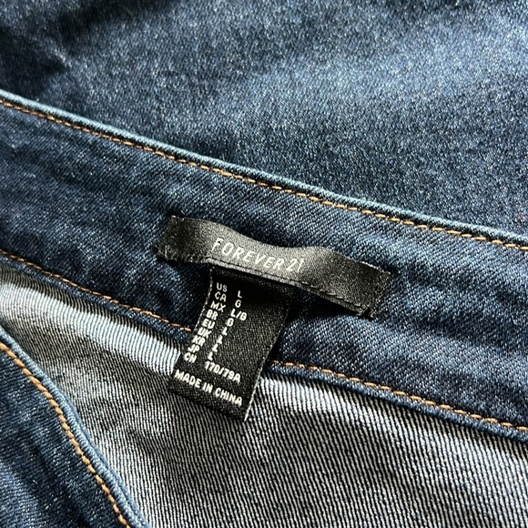 Stretch Denim Mini Skirt with front Zipper - Picture 10 of 10